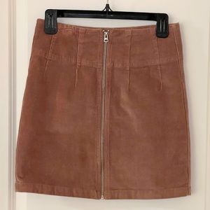 Front zipper Wild Fable skirt, size 2
